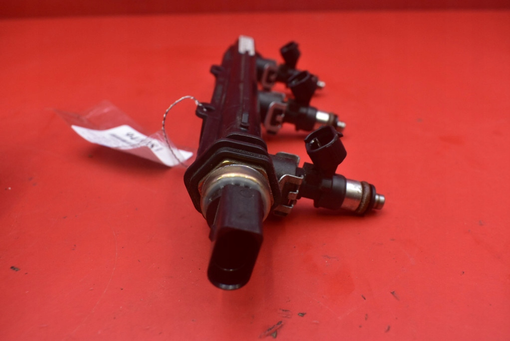 фото №7, Молдинг впрыскная форсунки 05c133313b 04c906031g skoda fabia iv 1.0 mpi 80 km