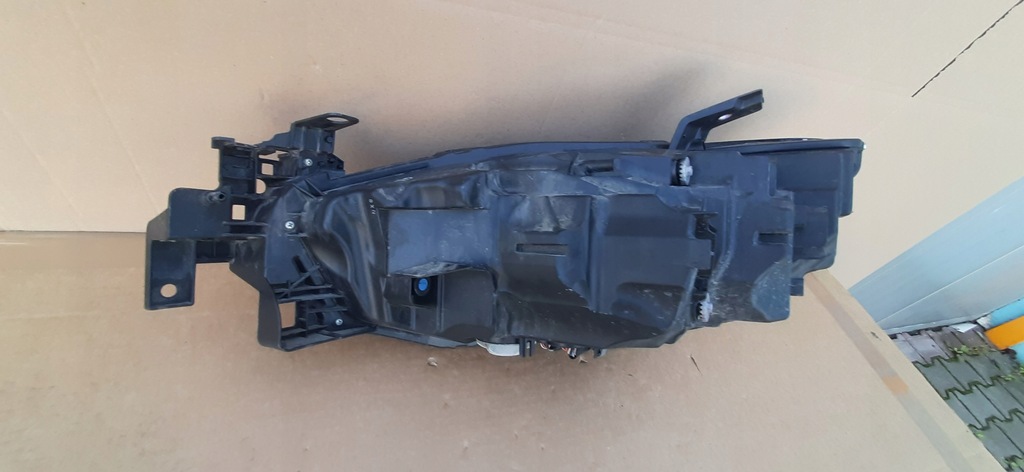 фото №13, Лампа перед права mazda 6 gl full led 18-