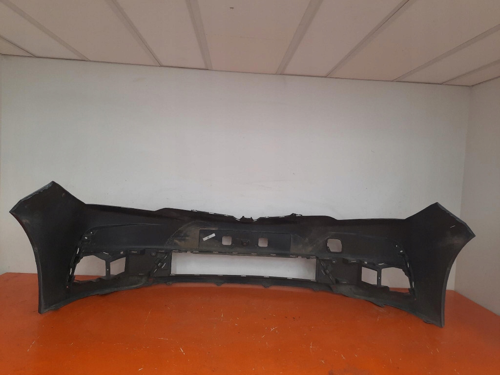 фото №10, Toyota corolla e16 16-19 бампер перед передний 5211902f30