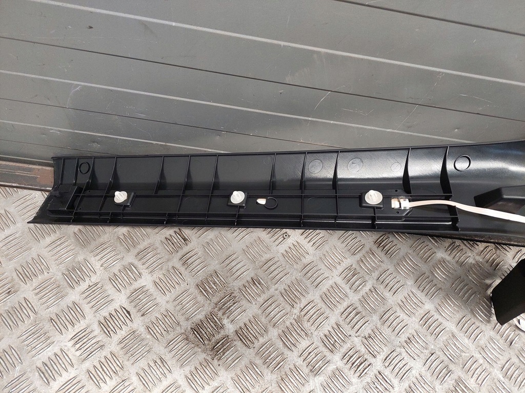 фото №9, Audi a8 s8 d4 4h 2013 перед сторона левая молдинг порог передняя