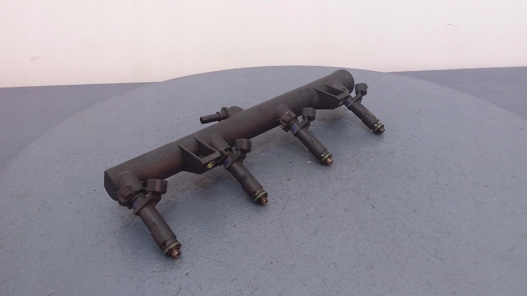 фото №1, Citroen c5 ii 2.0b молдинг подаюча форсунки deka7_1 9628084680