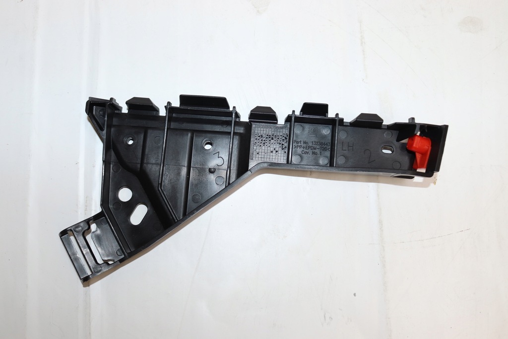 фото №1, Opel insignia a направляющая кронштейн бампера левый przó