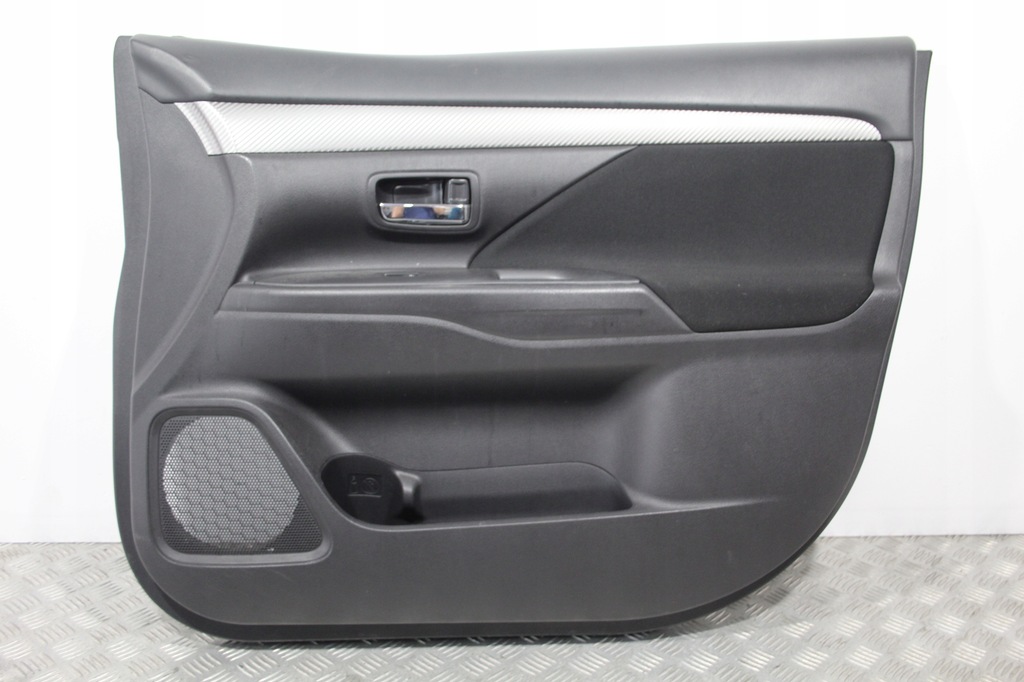 фото №1, Обшивка двері правий перед outlander iii 3 lift