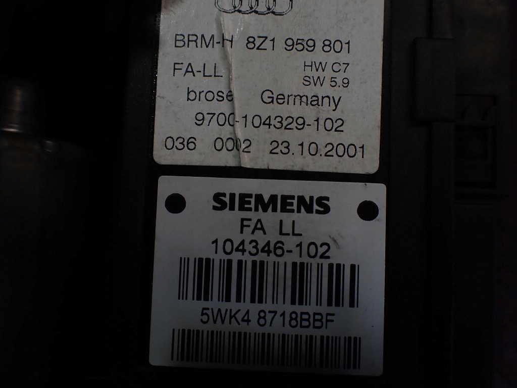 фото №5, Audi a2 hb 5d 99-05 моторчик стекло левый перед 8z1959801