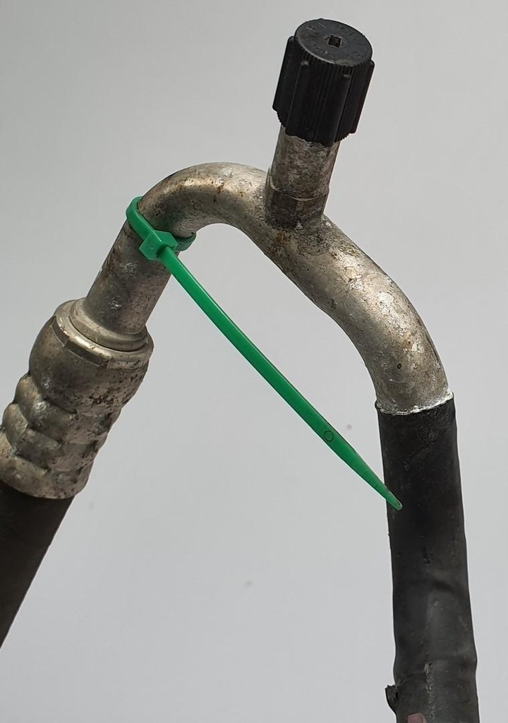 фото №11, Шланг кондиціонера skoda fabia i 6q0820744