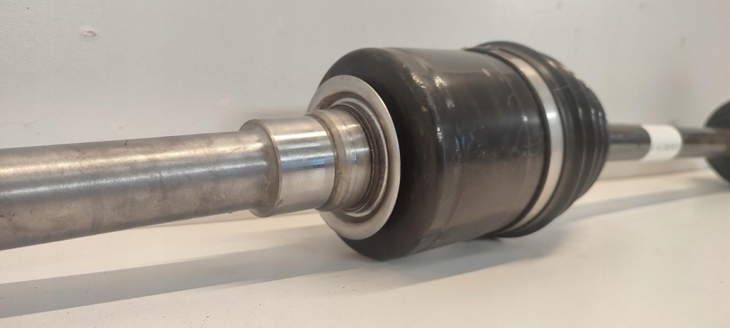 Mercedes gle53 a167 приводной вал правая  перед a1673309001 в Украине