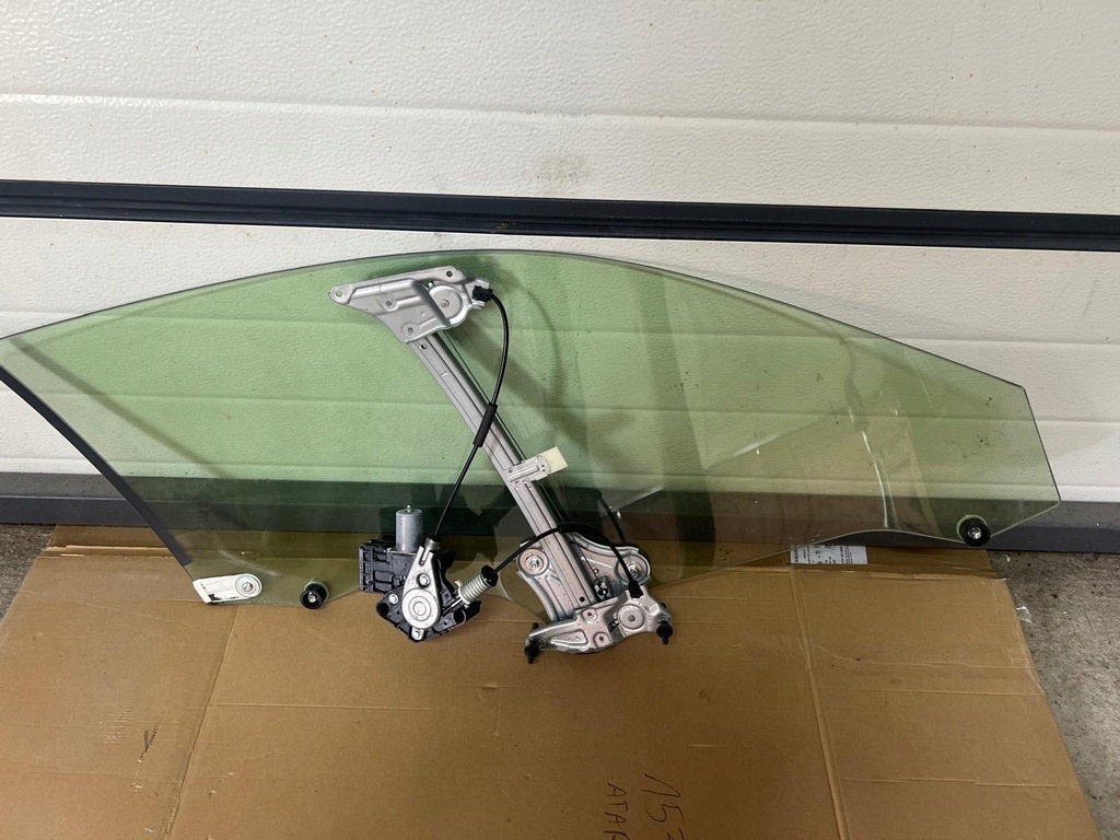 фото №1, Lexus lc 500/ 500h скло двері ліва+ механізм