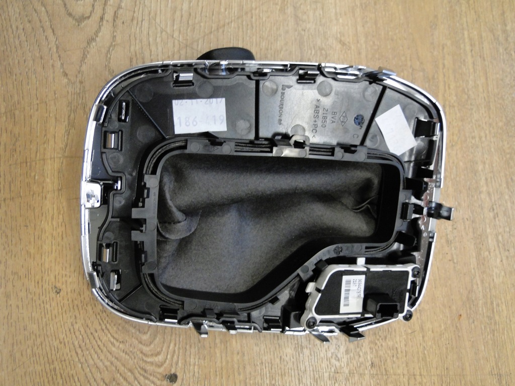 фото №5, Рамка переключения передач renault megane iv