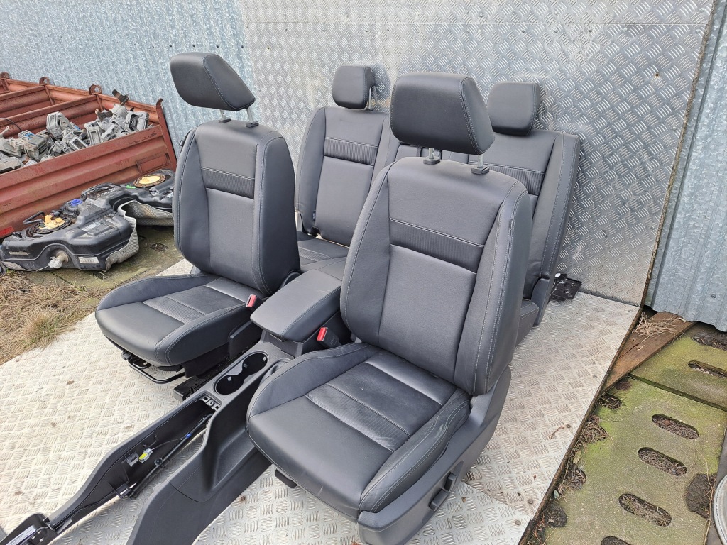 фото №2, Ford ranger 2019 r wildtrak сидіння заднє сидіння ремені задня оббивка