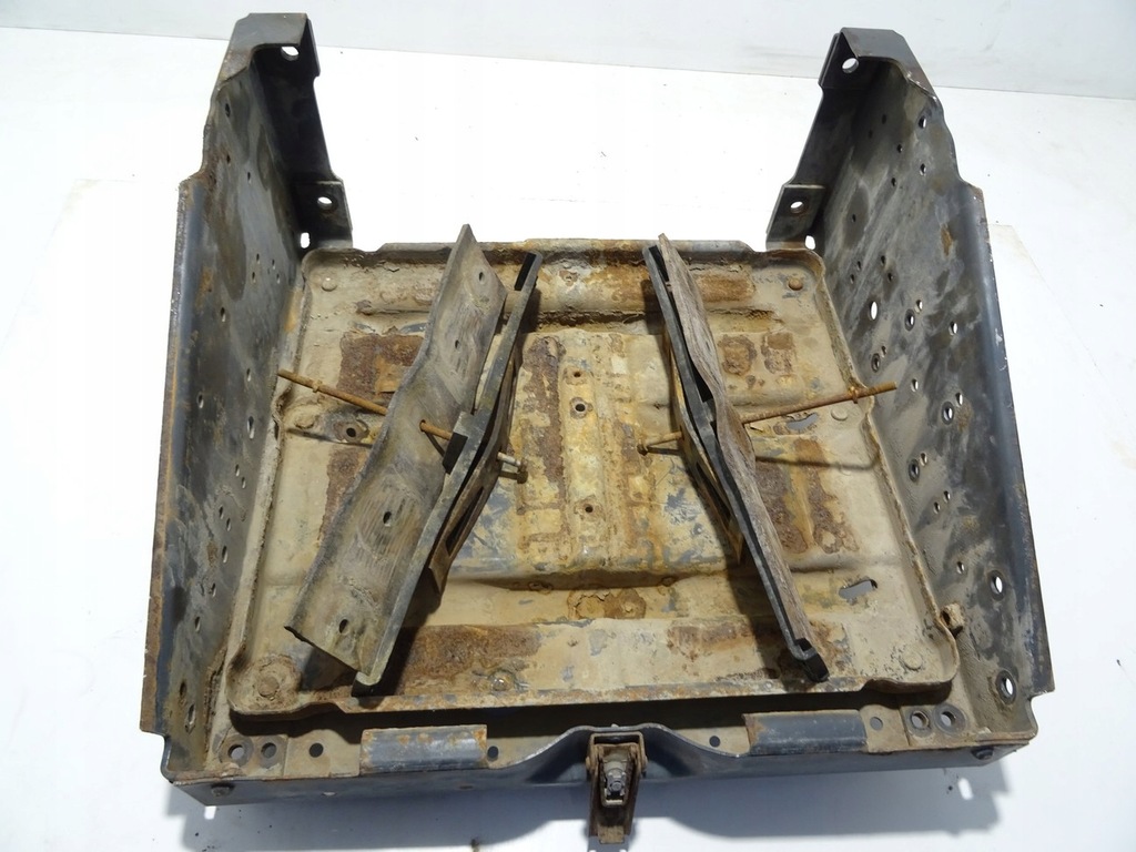 фото №1, Основа акумулятор actros mp2/mp3