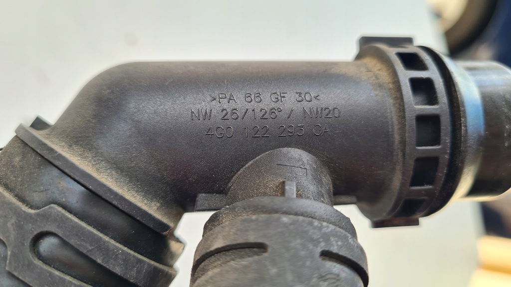 фото №11, Audi a4 b8 lift a5 8t 12-15r 2.0 tdi cnh шланг wąż wody магістраль