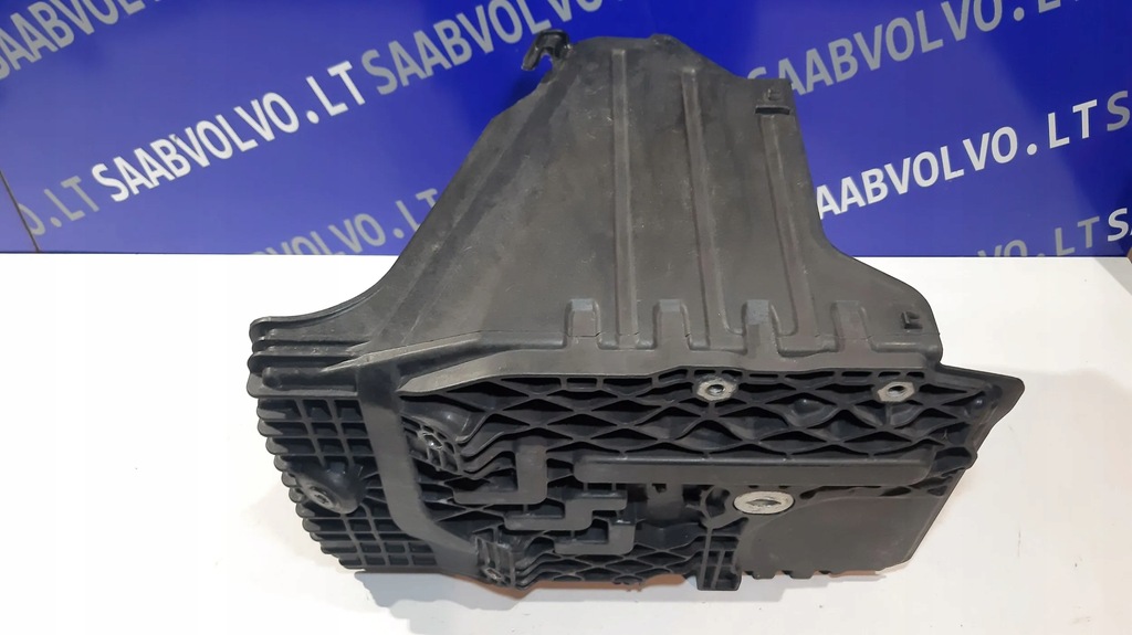 фото №6, Volvo xc70 2011 корпус аккумуляторов