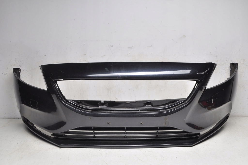 фото №1, Volvo v40 ii 12-16 бампер перед передний kpl
