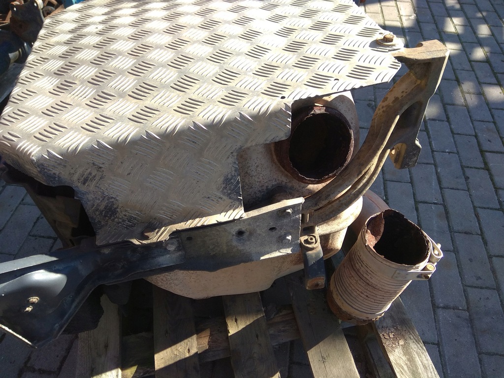 фото №1, Катализатор гаситель выхлоп scania r e3