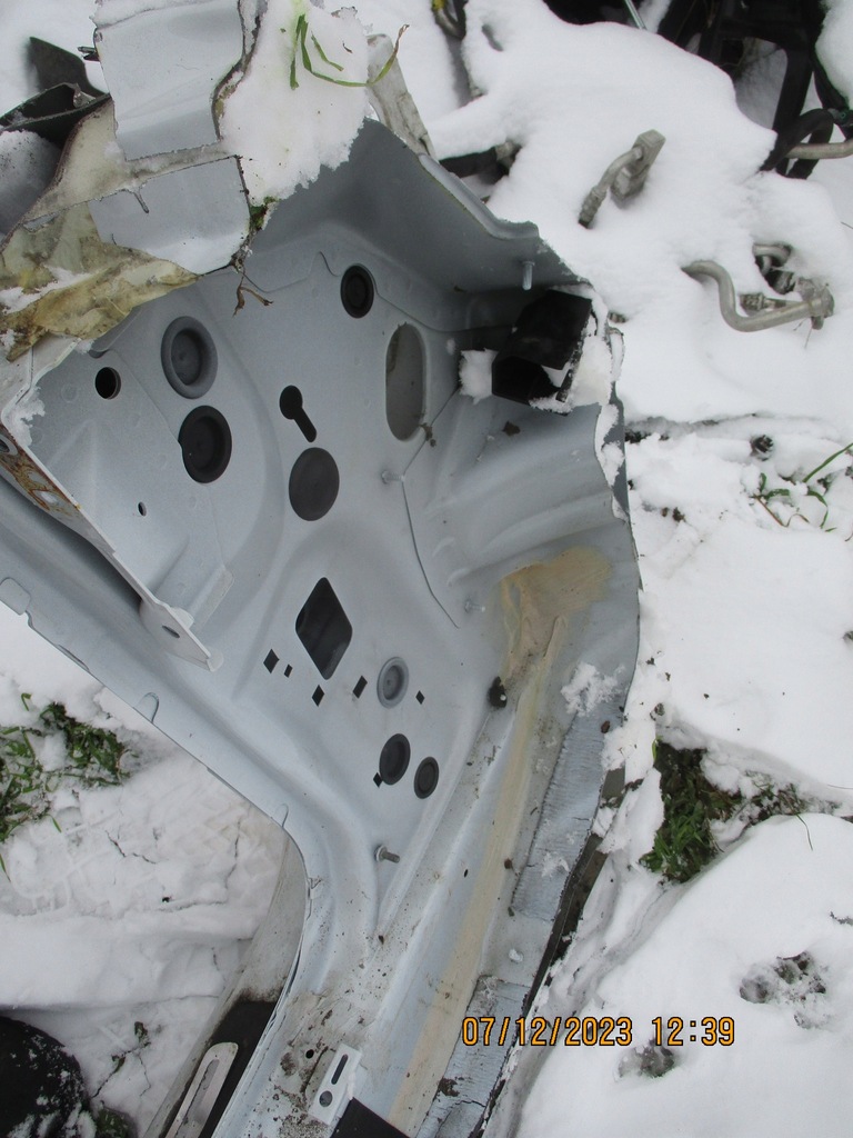 фото №7, Audi a4 b8 - порог левый ,блок двигателя