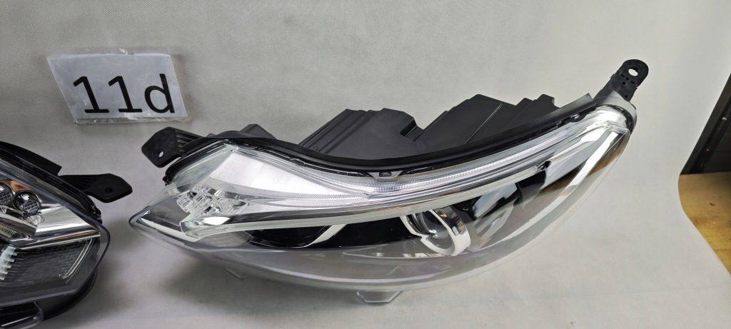 фото №7, Toyota proace ксенон led левый prwy фара лампа левая правая