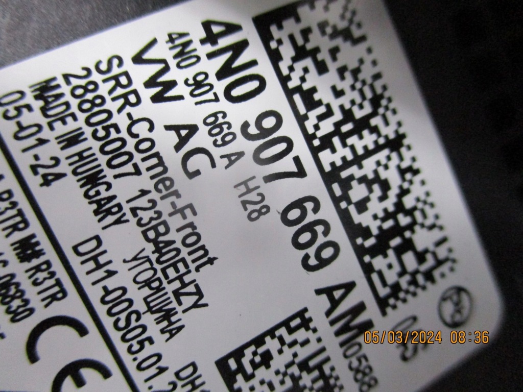 Бампер vw touareg 760 r-line 23r рестайлінг  6pdc камера ксенон передній Недорого