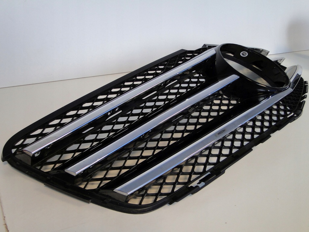 фото №9, Mercedes r klasa w251 251 lift po рестайлинг решётка радиатора решётка радиатора bez радара