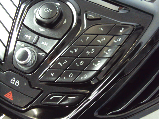 фото №6, Панель радіо ford b-max