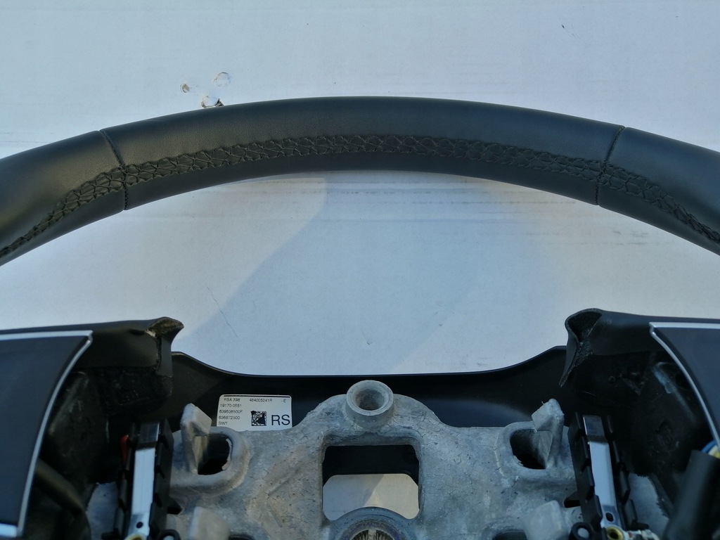 фото №9, Повітропровід шкіра renault clio iv