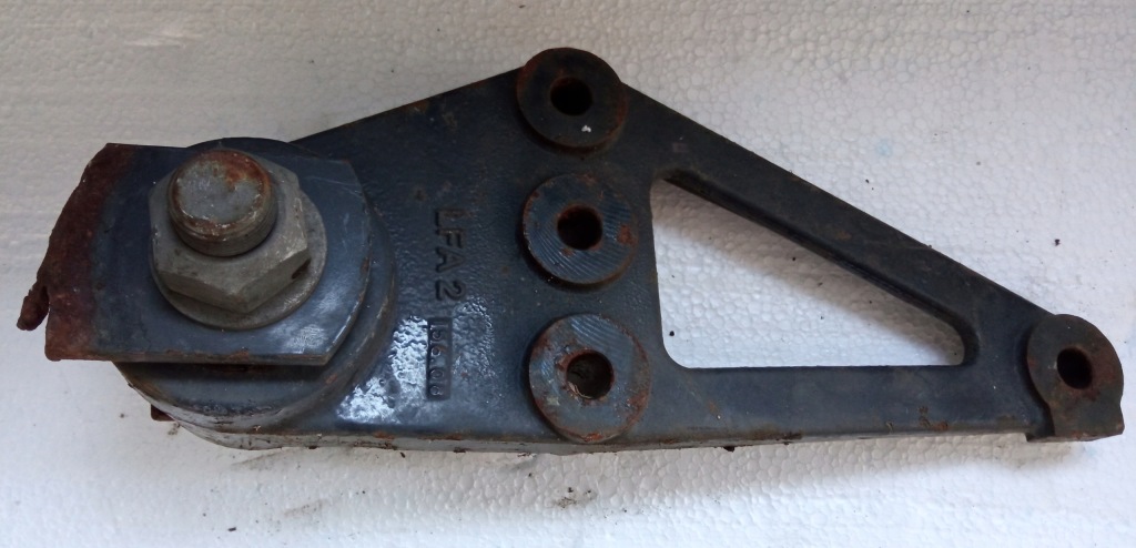 фото №1, Кронштейн кронштейн ресора renault magnum