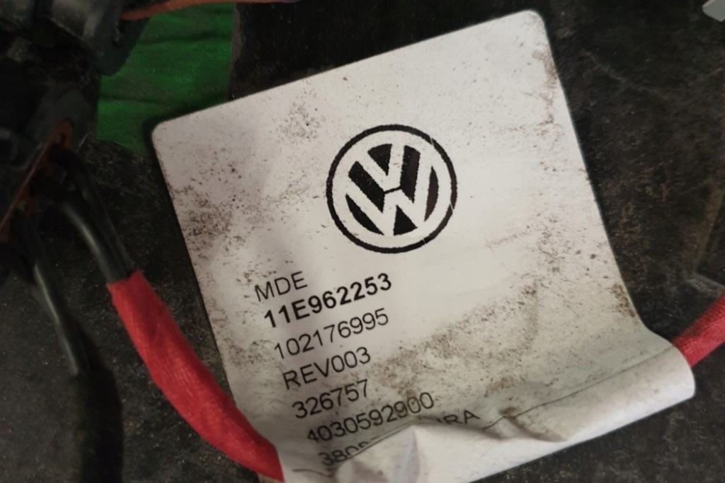 фото №9, Бампер задній vw id.4 e21 11e807984a electric 220kw 2023