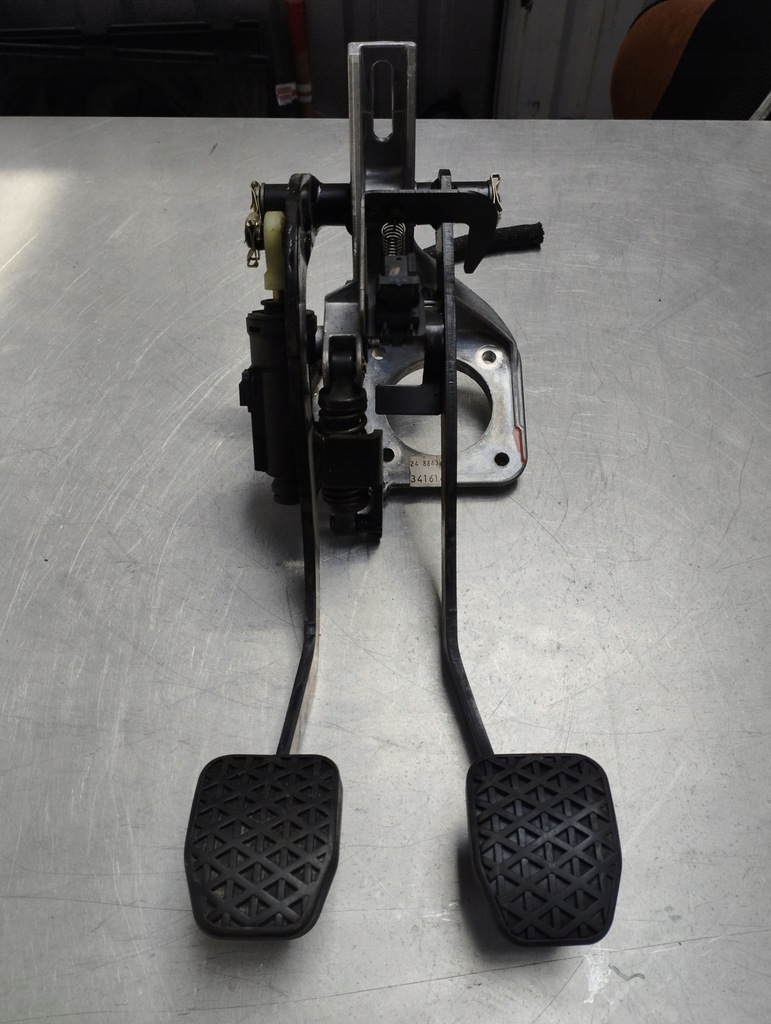 фото №8, Bmw x3 e83 педали тормоза сцепления 3331335