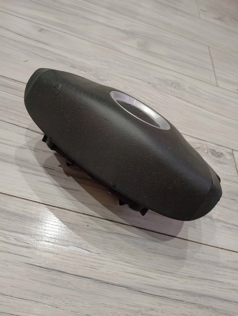 фото №9, Подушка водителя dacia sandero 8200823307