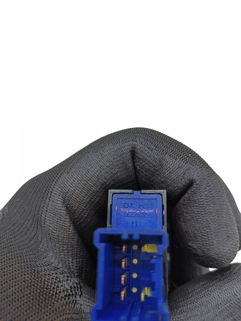 фото №8, Honda fr-v 2008 переключатели подогрев сидений