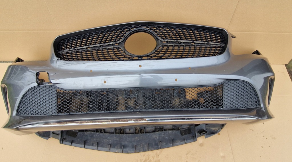 Купити Mercedes a klasa w176 бампер перед передній