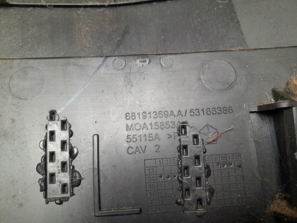 Jeep cherokee kl v 2014- захист обшивка стійка середній ліва права Київ