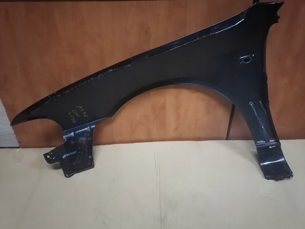 Крыло  левое  audi a4 b5 рестайлинг  lz9u с Разборки