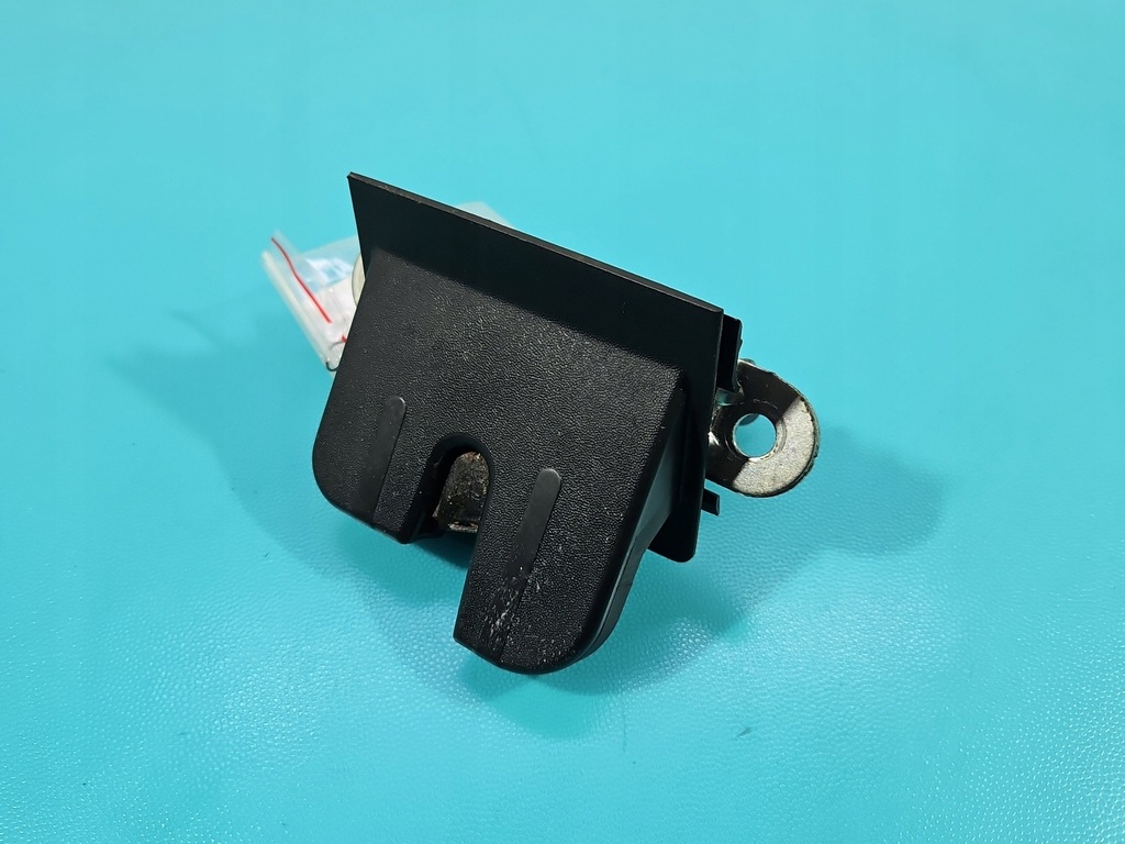 фото №1, Замок крышки задняя 1p0827505a seat leon ii hb