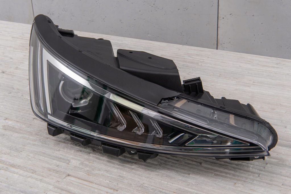 фото №9, Лампа передня права 92102f2500 hyundai elantra vi ad 2018-2020