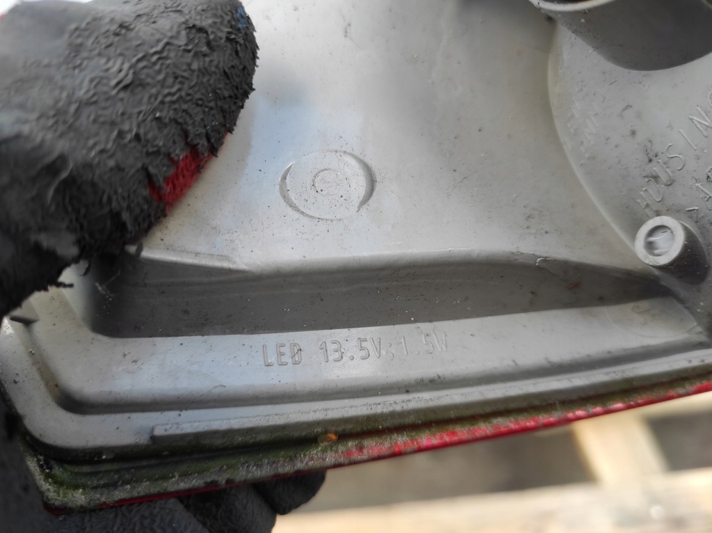 фото №8, Лампа правая задняя ford focus mk3 kombi bm51-13404-g