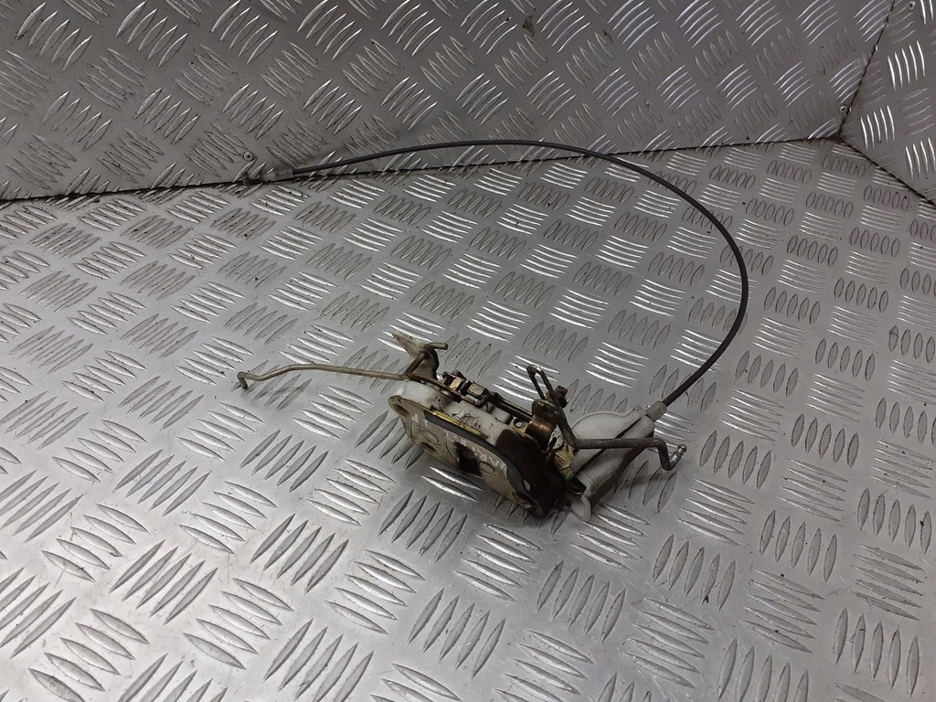 фото №1, Замок двері лівий перед toyota yaris i