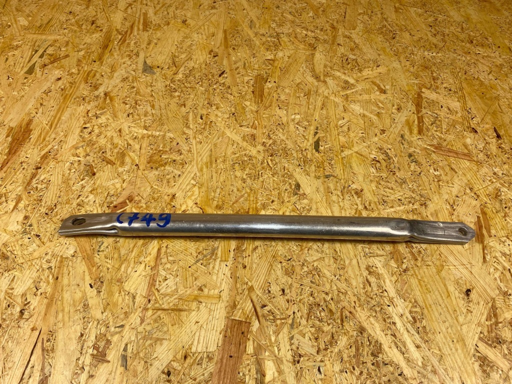 фото №1, Балка распорка поперечина амортизатора правая bmw x3 g01 x4 g02 9880678