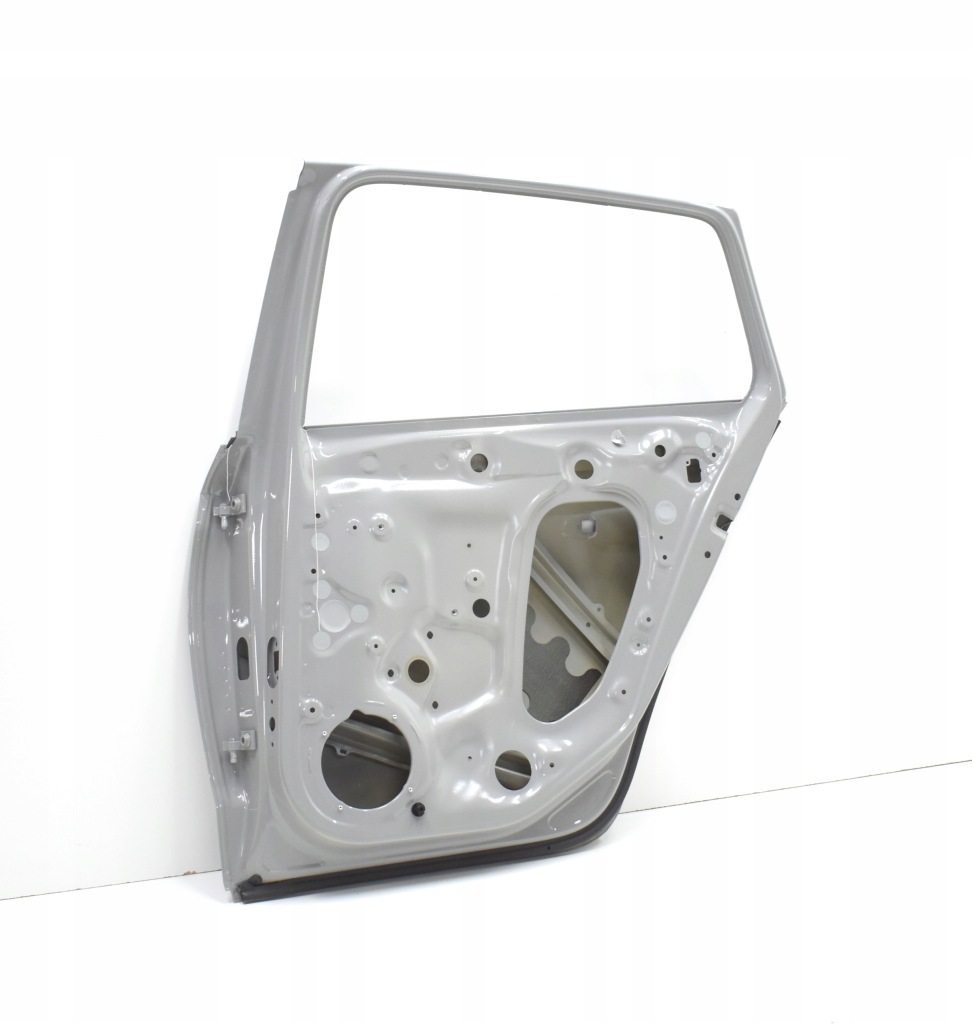 фото №6, Skoda scala дверь правое задняя 657833312