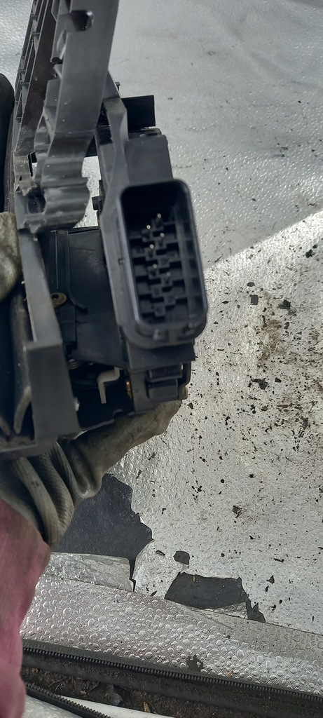 фото №5, Замок правий перед ford focus 06r sedan