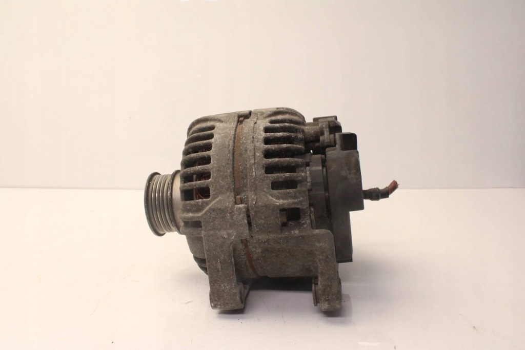 Opel zafira astra h 1.6 b генератор 55556067 | 0124425020 Зі Шроту