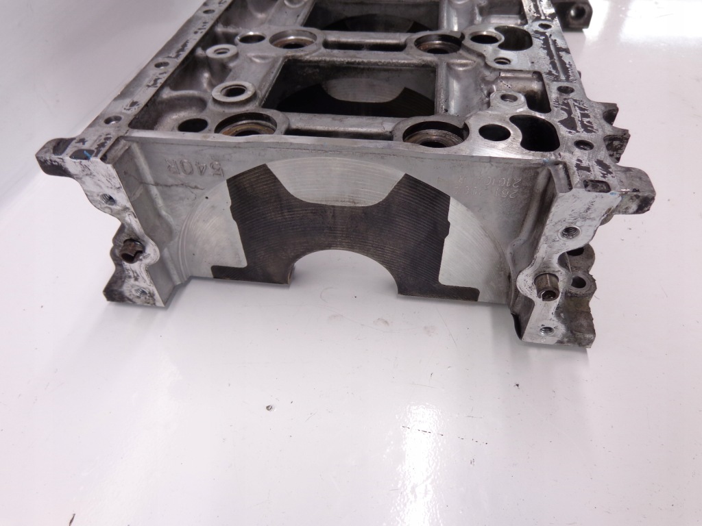 фото №8, Citroen xsara picasso 1.6 hdi основа підпора вала блок картер 210104b