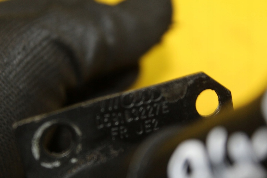 фото №6, Шланг вентиляційний 059103227e a4 b7 2.7 tdi