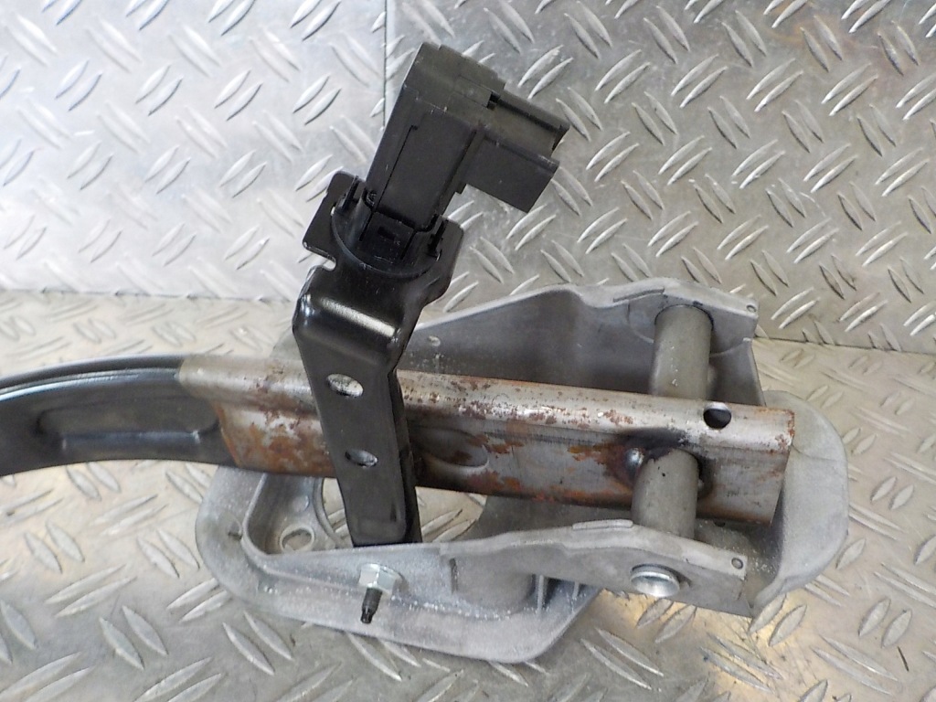 фото №2, Grand cherokee wk2 lift педаль тормоза