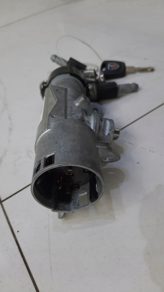 фото №5, Scania r замок запалювання ключ замок вкладиші 2477378