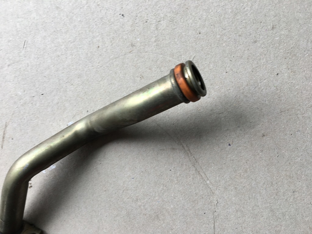 фото №4, Volvo v60 i 10- 13- lift s60 ii 2.0 d шланг злив трубка турбіни d4204t8