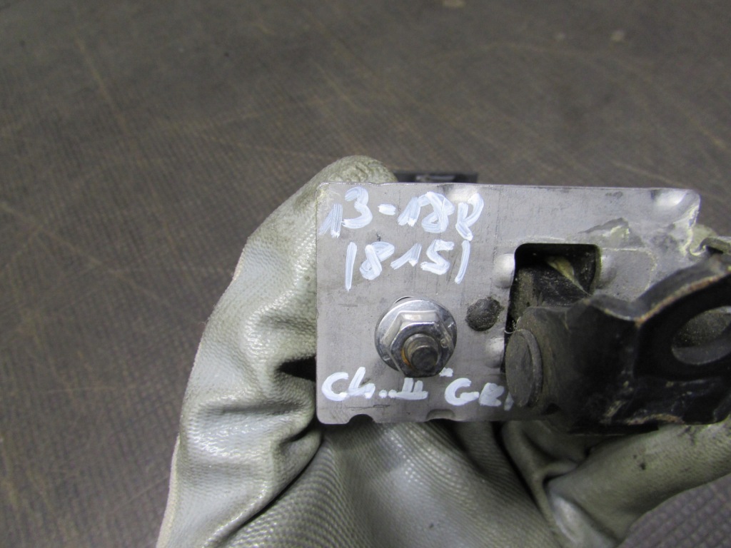 фото №7, Ограничитель дверь правый перед citroen c4 grand picasso ii 13-18r