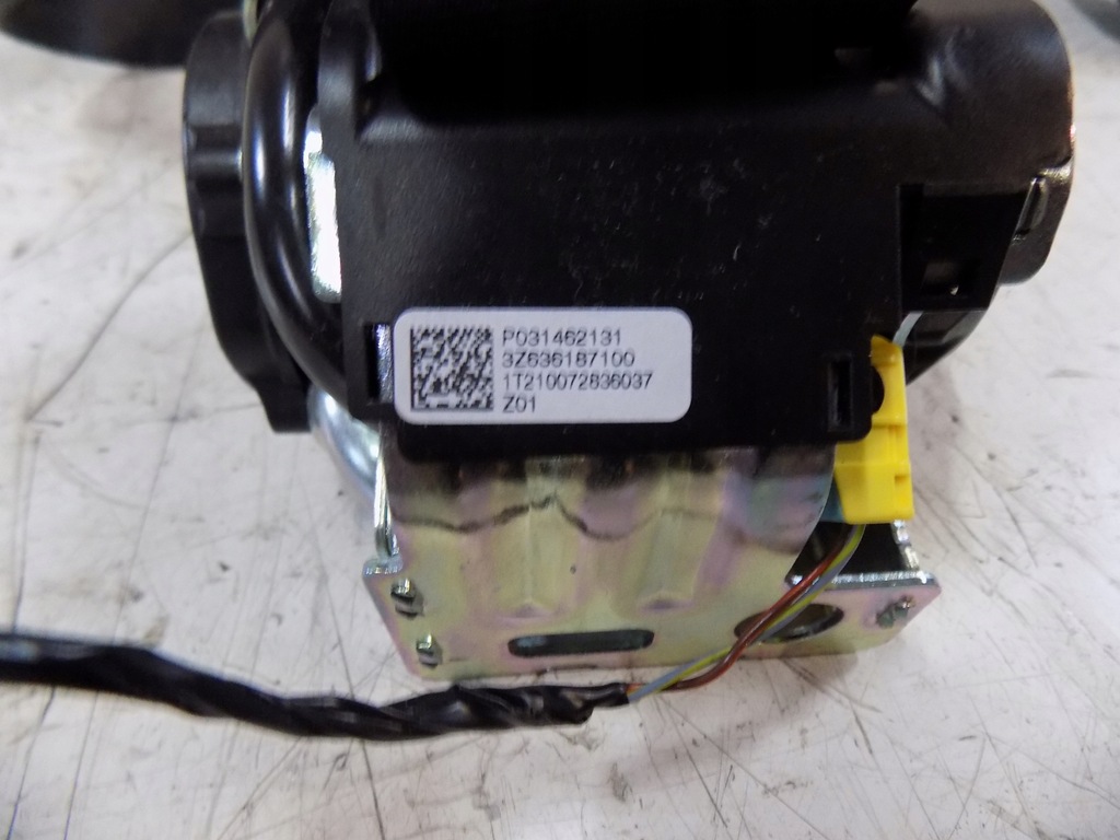 фото №5, Volvo xc40 pas безпеки натягувач правий лівий задня 31462131