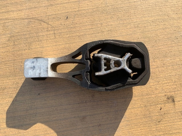 фото №1, Кронштейн peugeot 3008 ii 5008 ii 1,6thp