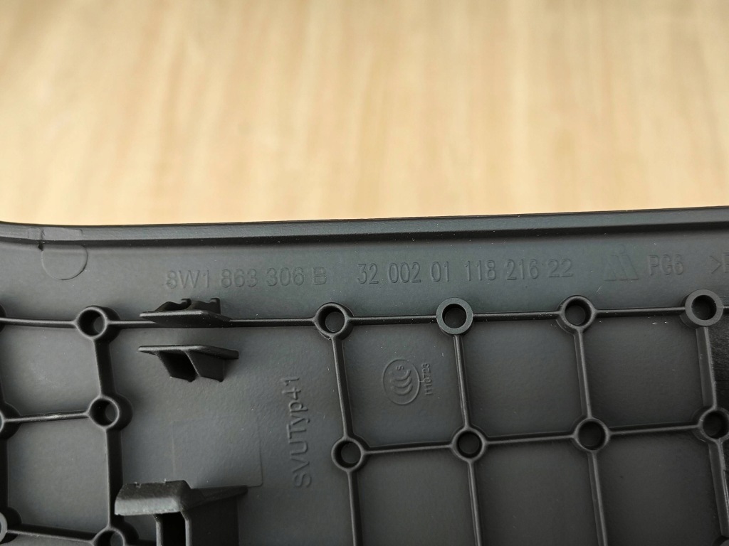 фото №7, Оригінальна захист накладка тунель права audi a4 b9 a5 f5 8w1863306b 10km