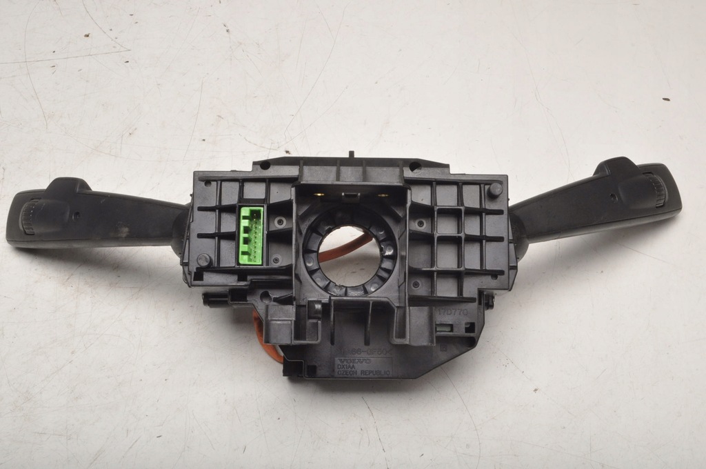 фото №7, Volvo c70 ii переключатель комбинированный 31264568 лента